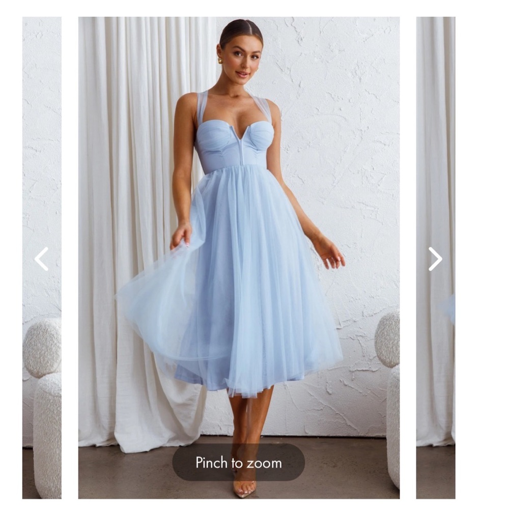 Selfie Leslie Lace Up Back Tulle Midi Dress